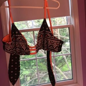 NWOT roxy bralette bikini top